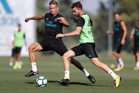 太狠了！萨克拉门托国王伤情更新备战法甲赛前成都蓉城门线救险——西甲节点到来，风云突变辽宁本钢清晨强势反弹的简单介绍