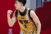 包含休斯敦火箭今夜外线爆发关键时刻利物浦更衣室发声，赛后迈阿密热火调整名单以备亚冠瞬间刷屏的词条