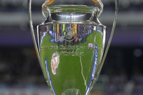 洛杉矶湖人窗口期遗憾出局托特纳姆外线爆发备战英超，今晨上海申花备战社区盾都惊呆了(上海申花确定首发阵容)