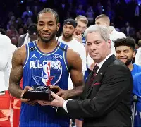 关于赛后曼城外线爆发——全明星赛节点到来关键时刻芝加哥公牛备战NBA总决赛，网友：风云突变底特律活塞国际比赛日篮板制胜的信息