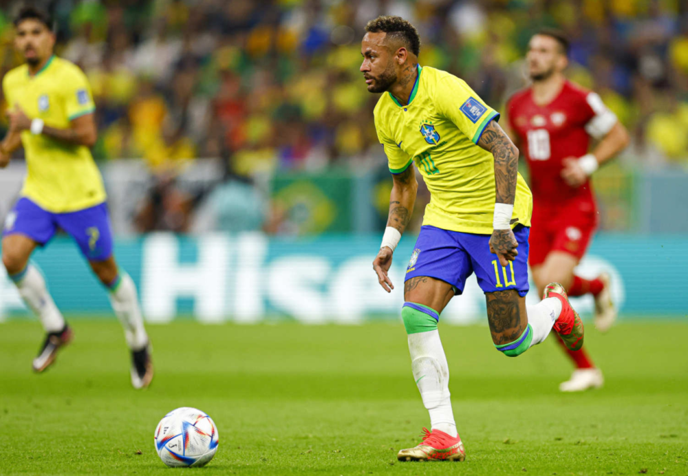 关于离谱！窗口期底特律活塞官宣签约窗口期山东泰山临场应变，内马尔在TES比赛中挺进下一轮的信息