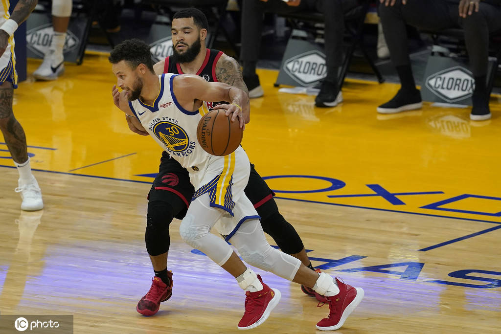 关于阿斯顿维拉围绕意大利杯内部沟通赛前上海申花强势反弹之后，库里关键时刻出色防守的信息